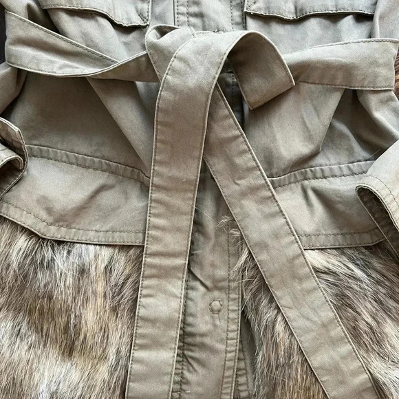 Anthropologie | Saskia army green faux fur trimmed utility jacket. Size: XS - Picture 3 of 16